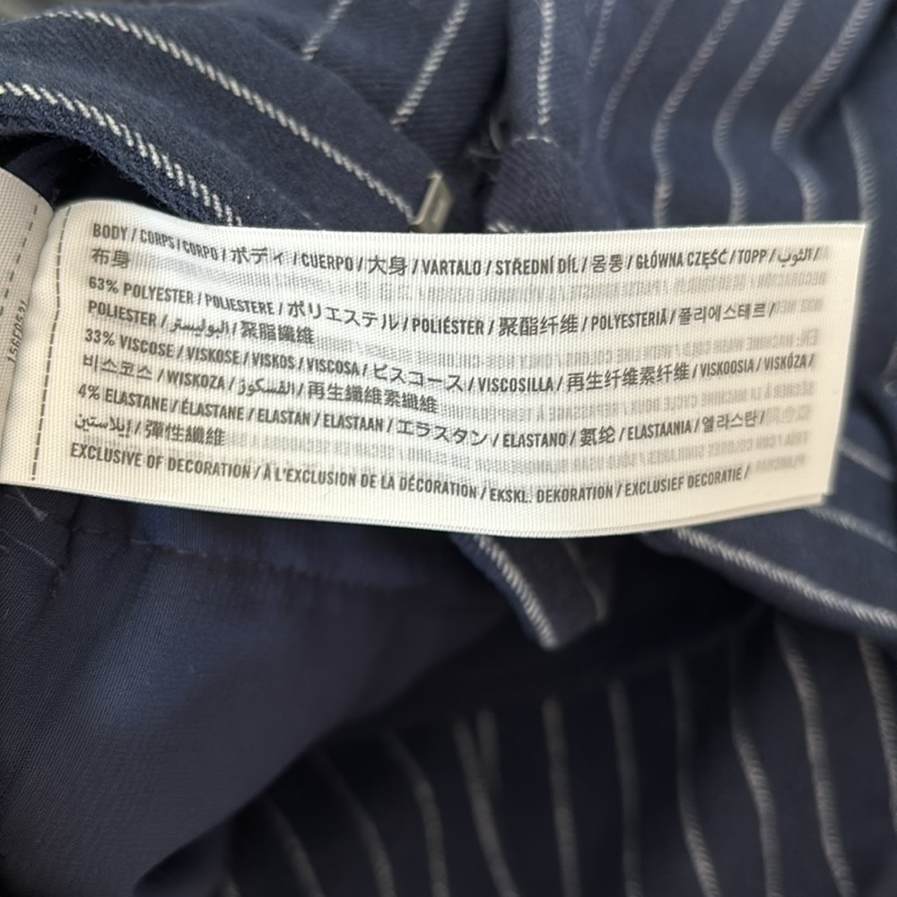 Abercrombie & Fitch Tailored Wide Leg pant. - Picture 10 of 10